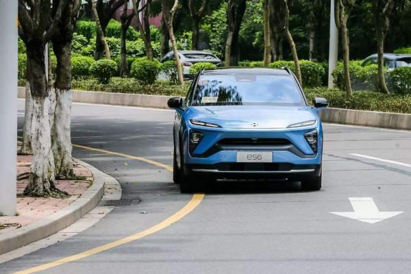 蔚來李斌：“我搞不懂為什麼現在還有人買油車？”同行給出了答案