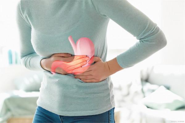 這四種“傷胃”的水果，愛吃的人請管住嘴！養胃：做好三件事