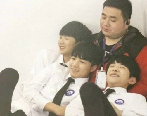 生活廢物、兩幅面孔,明星助理的遭遇,最能看清娛樂圈 生活廢物、兩幅面孔,明星助理的遭遇,最能看清娛樂圈