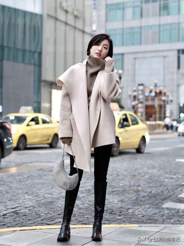 超實用!這才是教科書級別的秋冬保暖穿搭,溫度與風度兼顧 超實用!這才是教科書級別的秋冬保暖穿搭,溫度與風度兼顧