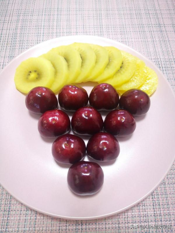 八寶飯的升級版，用雜糧搭配這幾樣，香甜軟糯又飽腹，成品真好看