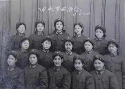 綠色的夢 青春的回憶 一生的戰友情 綠色的夢 青春的回憶 一生的戰友情