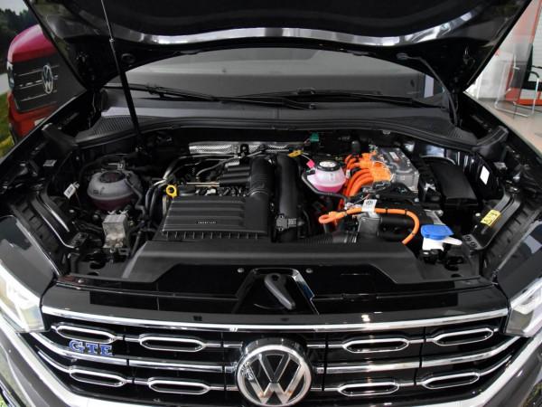 動力不輸2.0T的SUV，高性價比還省油，帶你看探嶽新能源