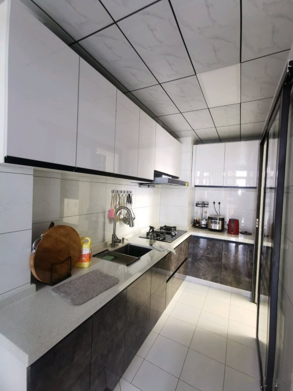 交作業了，唯一不滿意的就是廚房了，用了10萬不到，值不值？