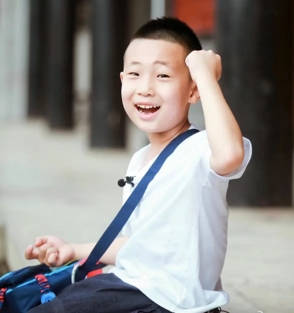 《爸爸去哪兒》12位男孩近況:軒軒進入國家隊,費曼被校園霸凌 《爸爸去哪兒》12位男孩近況:軒軒進入國家隊,費曼被校園霸凌