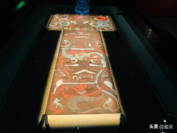 迪士尼“逆行煙花”下的中國式浪漫 迪士尼“逆行煙花”下的中國式浪漫