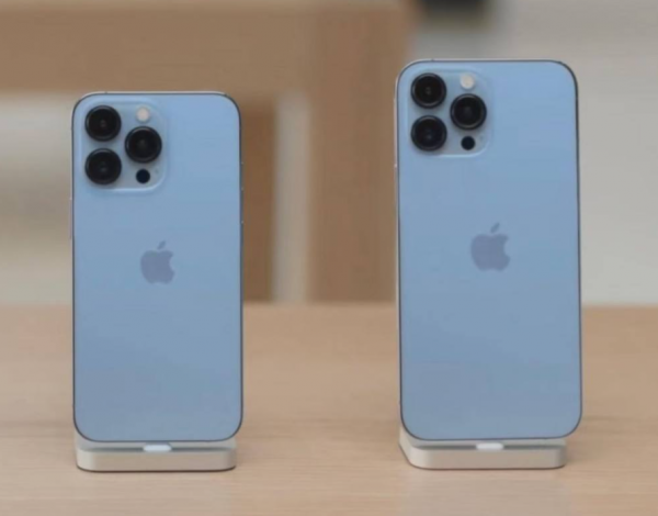 面對強敵，頂級iPhone被迫妥協，開賣三個月下跌近950元