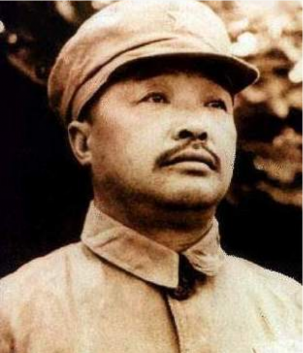 10歲小孩自稱參加過長征，毛主席問：誰能證明？小孩回答：賀龍