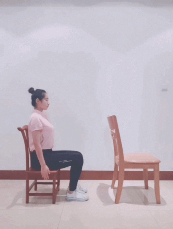 學起來！簡單實用的老年人居家健身操