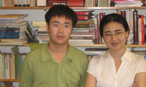 22年前,";北大才女";田曉菲堅決嫁美國老頭,她如今過得如何? 22年前,";北大才女";田曉菲堅決嫁美國老頭,她如今過得如何?