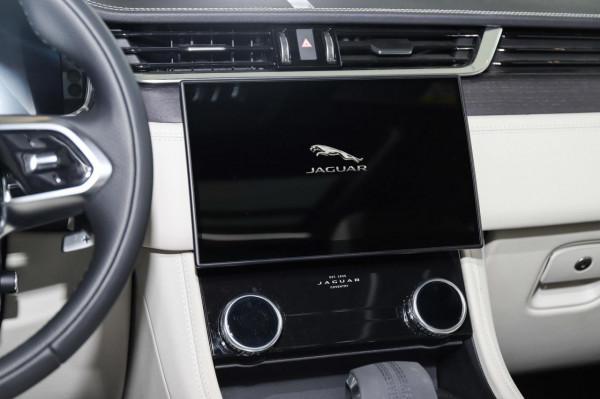 同級顏值標杆 BBA之外運動SUV首選 實拍新款捷豹F-PACE 同級顏值標杆 BBA之外運動SUV首選 實拍新款捷豹F-PACE