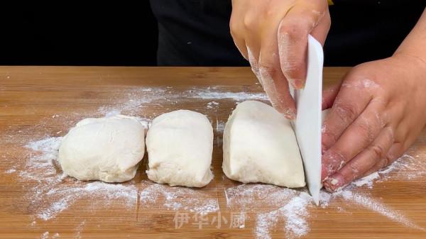 早餐別出去買了，教你簡單做家常餅，記住2個小技巧，好吃不硬