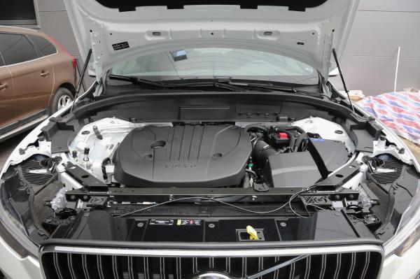 新車|行駛質感提升,互動系統更人性化!試駕新款沃爾沃XC60 新車|行駛質感提升,互動系統更人性化!試駕新款沃爾沃XC60