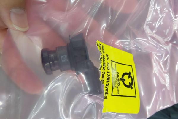 林肯MKZ更換倒車影像攝像頭，解決倒車影像模糊等問題！