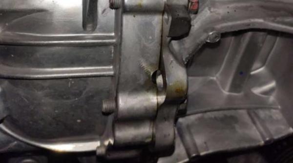 哈弗M6發動機漏油,建議考慮這幾個原因,處理方法需要牢記 哈弗M6發動機漏油,建議考慮這幾個原因,處理方法需要牢記