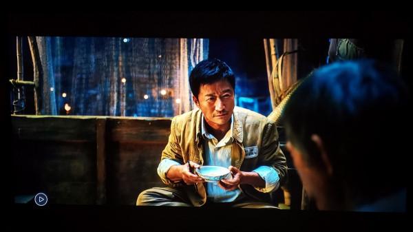 試用明基W1800入門級家庭影院投影機