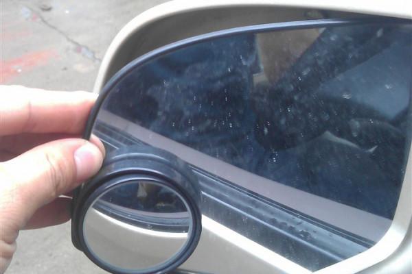 五菱榮光改裝後視鏡加熱功能,提升雨霧天氣行車安全! 五菱榮光改裝後視鏡加熱功能,提升雨霧天氣行車安全!