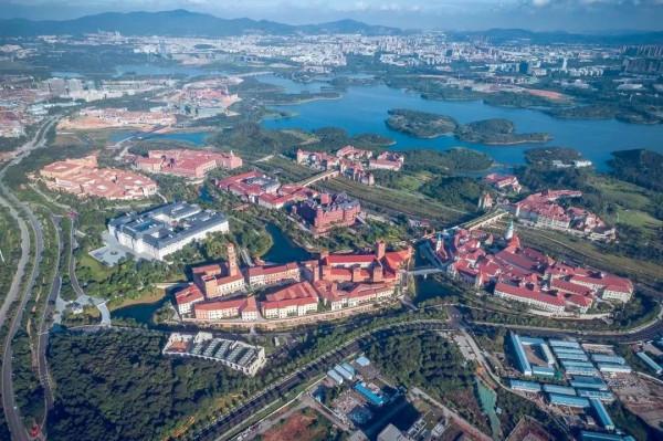 以企業總部看&mdash;&mdash;全球五大通訊裝置供應商，三星中興以超高層引領