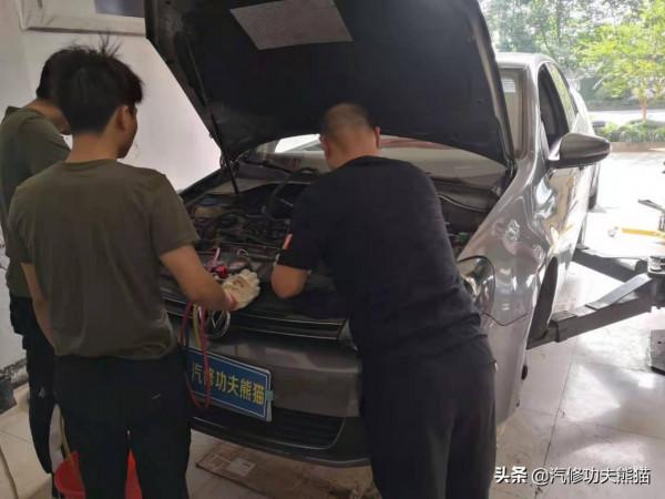 大眾高爾夫1.4T差點開報廢，燒機油、燒防凍液、缺缸大修一次解決