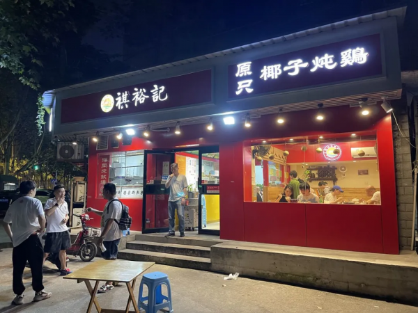 鄭州暴雨封地庫,途觀悶廢換寶馬3系GT 鄭州暴雨封地庫,途觀悶廢換寶馬3系GT