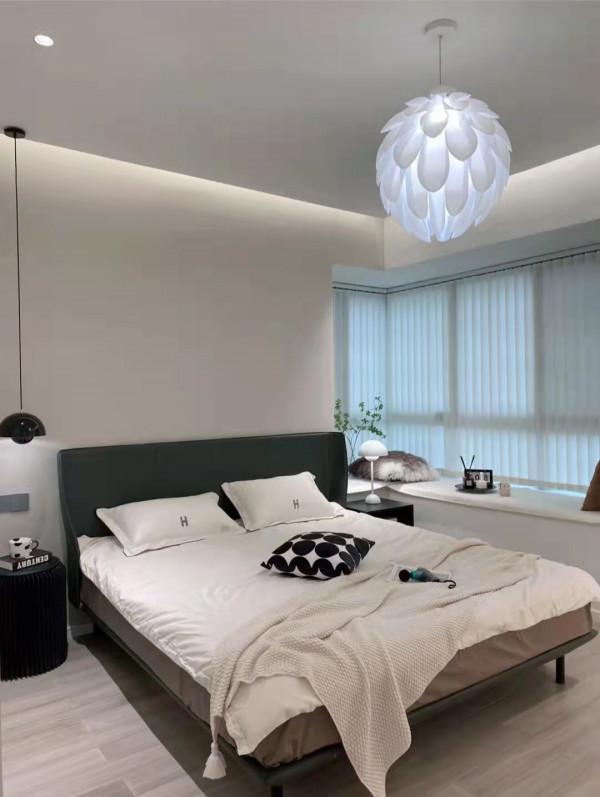 年輕人喜歡的裝修，簡單點也不錯