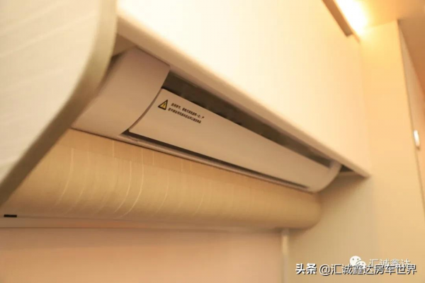 帶全套越野護甲,還配星空頂、商務座和三種駕駛模式的奇瑞房車 帶全套越野護甲,還配星空頂、商務座和三種駕駛模式的奇瑞房車