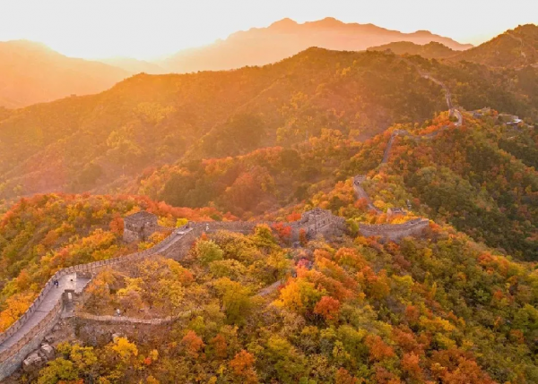 北京八達嶺長城和北京慕田峪長城哪個更好玩？