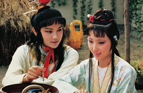 23歲爆紅，娶18歲初戀，28歲兒子夭折，歐陽奮強如今怎樣了？