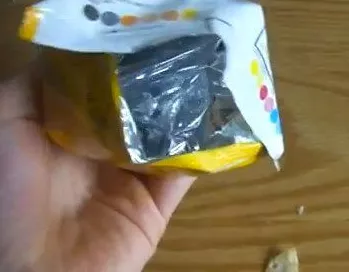 蹲了15年大牢，妻子為他在獄外生了4個孩子