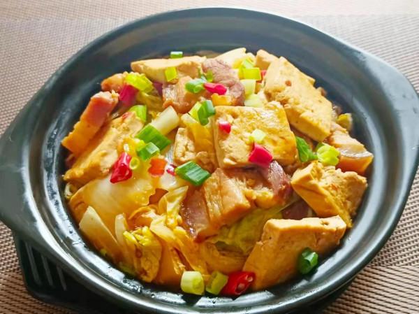 白菜燉豆腐怎麼做才好吃？第1步不要炒白菜，記住3個竅門，真香啊