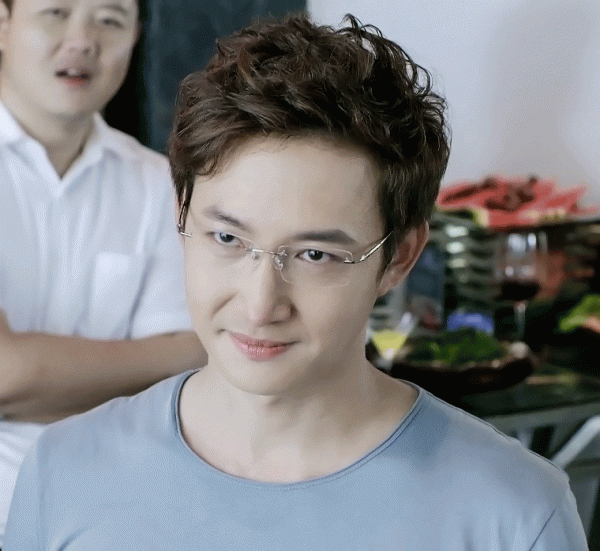 男明星眼鏡殺，有的斯文，有的書生，有的雅痞，你中意誰？