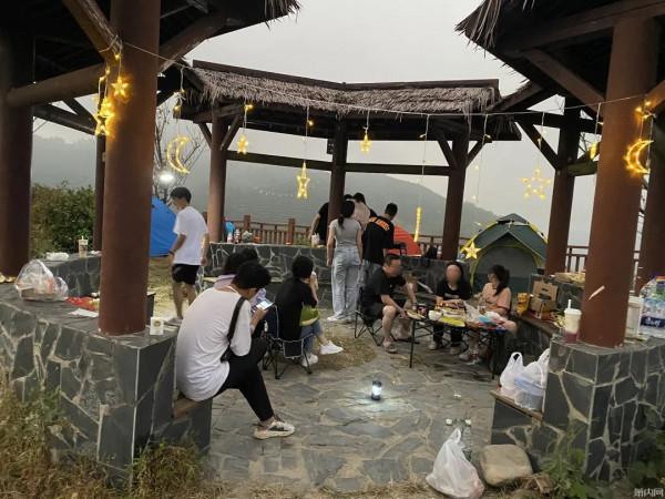 小夥花五六萬買裝備！最近不少年輕人入坑，有人卻說再也不想去了