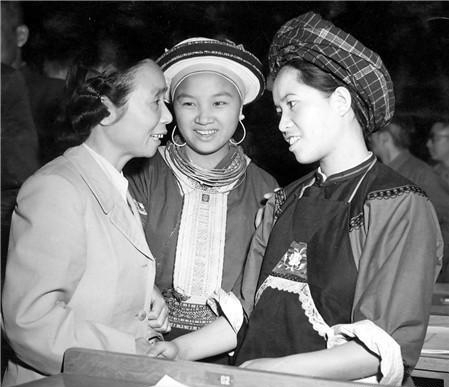 中央紅軍這32名女戰士參加了萬里長征：最終24人到達陝北，欽佩