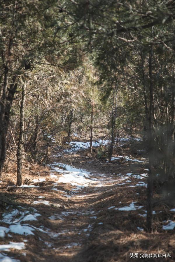 北京徒步登山：門頭溝滴水巖-棲隱寺（下），規模宏大卻爛尾寺廟