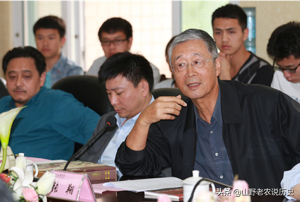 副軍長丈夫犧牲後，李又蘭改嫁張愛萍將軍，生下三個兒子都是牛人