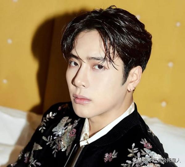 看著高,實際矮!8位男星身高迷惑,合照踮腳就輸了 看著高,實際矮!8位男星身高迷惑,合照踮腳就輸了