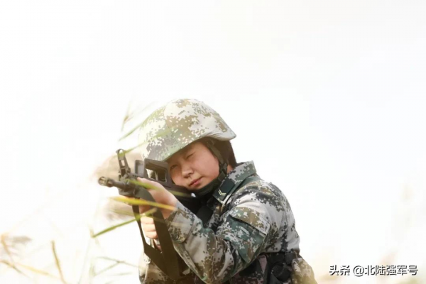 這個女子偵察班圈粉了 這個女子偵察班圈粉了