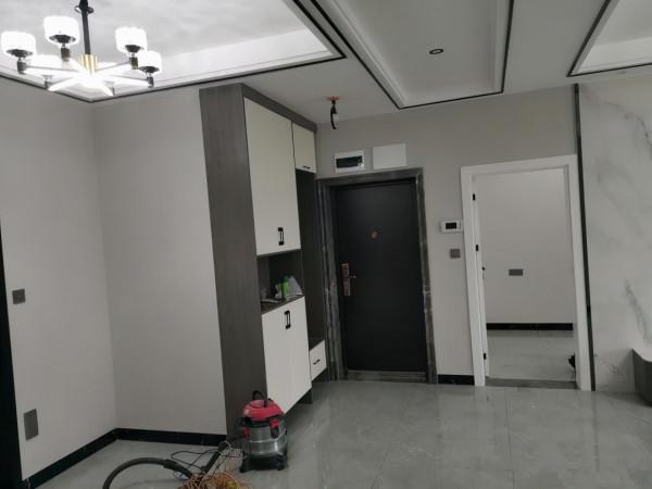 裝修畢業了,吊頂人工費3000,坐等軟裝進場,這效果太冷了嗎? 裝修畢業了,吊頂人工費3000,坐等軟裝進場,這效果太冷了嗎?