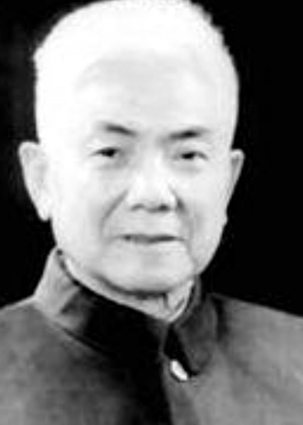 華國鋒主政湖南時,他的搭檔被毛主席批評:你佔了亞洲還不夠? 華國鋒主政湖南時,他的搭檔被毛主席批評:你佔了亞洲還不夠?