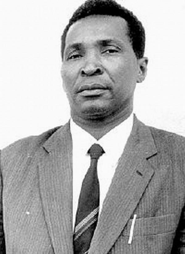 精神病當總統，6萬人死亡15萬人消失，被判死刑竟無人敢開槍