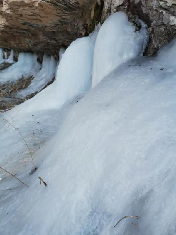 宣化滴水崖此時景觀好看了，溫馨提示