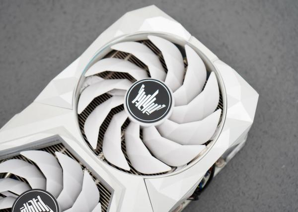 12代酷睿旗艦平臺裝機體驗:由檢入奢,錢包怕是管不住 12代酷睿旗艦平臺裝機體驗:由檢入奢,錢包怕是管不住