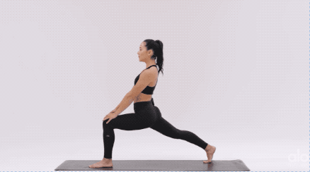 每天這樣站，站出長壽腿，80歲了還健步如飛