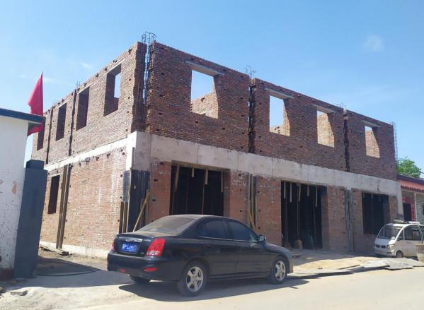 想在農村建100平米的房子，10萬夠嗎？網友說：只能夠建主體的