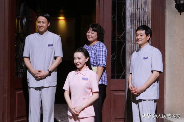 從《激情燃燒的歲月》到《士兵突擊》《我的團長我的團》,他將男人戲拍到極致 從《激情燃燒的歲月》到《士兵突擊》《我的團長我的團》,他將男人戲拍到極致