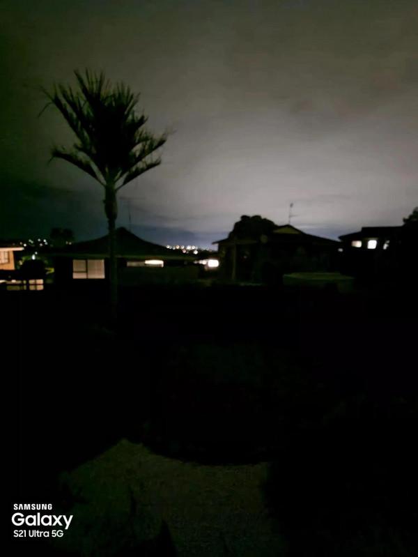 三星S21ultra與vivo x70pro+ 夜拍樣張對比二