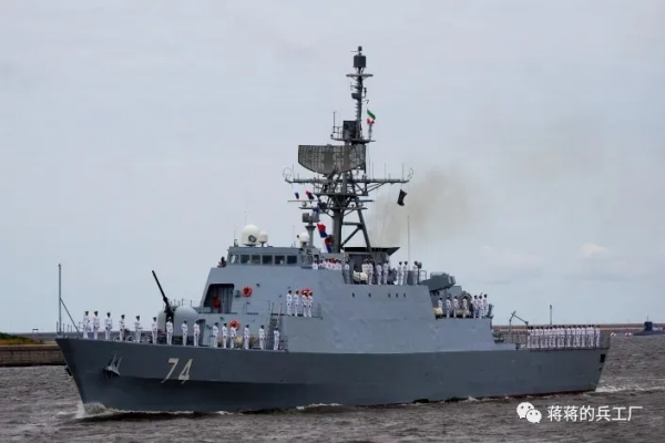 英雄編隊回國!伊朗舉行儀式歡迎完成4.5萬公里航程的75號編隊 英雄編隊回國!伊朗舉行儀式歡迎完成4.5萬公里航程的75號編隊