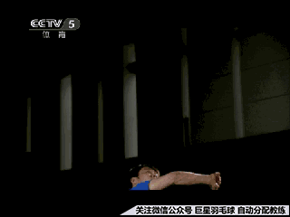 業餘球友的噩夢，練好羽毛球反手後場球，我們到底該做好哪些努力