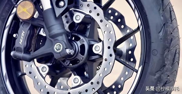 本田新款CB500F運動街車介紹... 本田新款CB500F運動街車介紹...