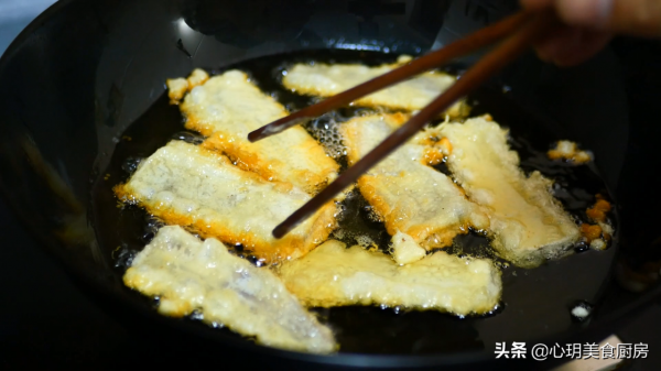 過年炸東西，學會&OpenCurlyDoubleQuote;萬能麵糊&rdquo;就行了，不管炸什麼都酥脆，不回軟
